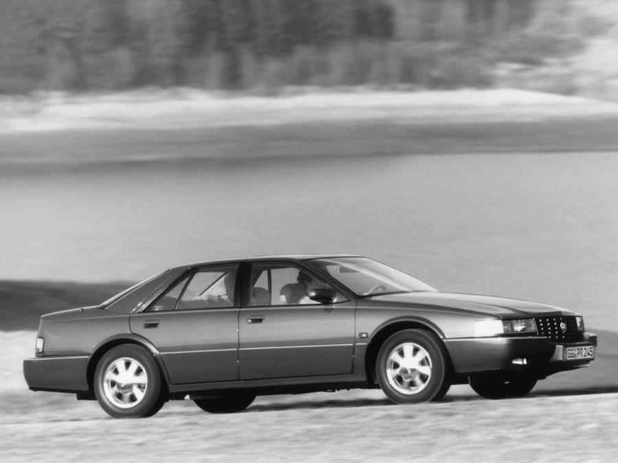  Cadillac Seville STS 1992 года  (EU) (фото 11 из 14)